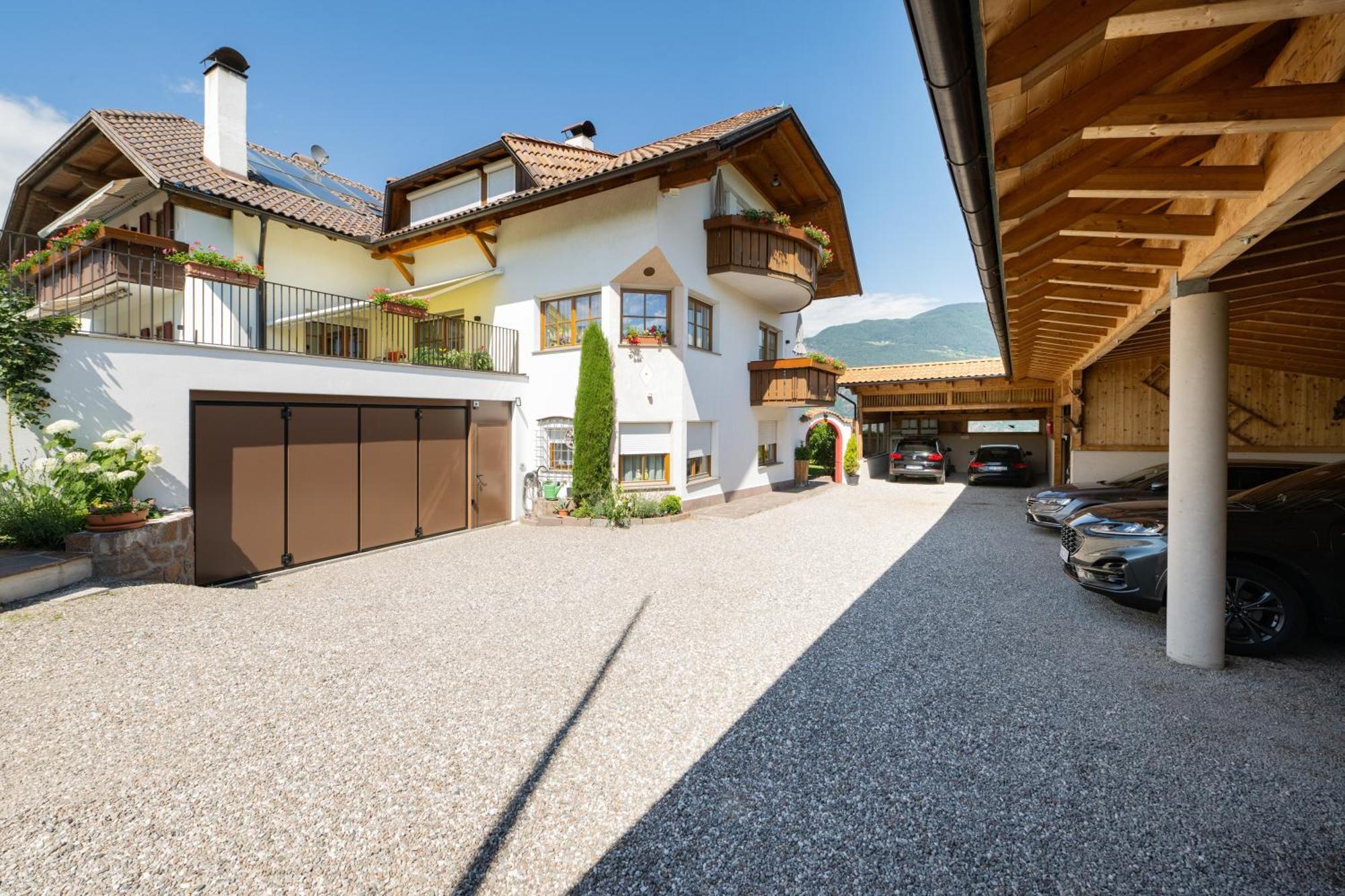 Ferienwohnungen Lanserhof Апп'яно-сулла-Страда-дель-Віно Екстер'єр фото